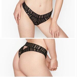 nwt VS luxe cheeky lace peekaboo back cutout